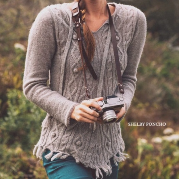 Prana Shelby Gray Cable Knit Fringe Wool Blend Sweater Tie Poncho Soft Small - Picture 2 of 10